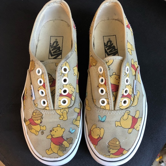 winnie the pooh vans size 7